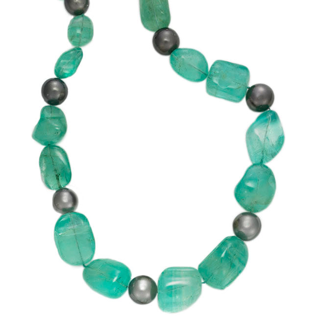 Emerald Nugget Bead Necklace with Tahitian Pearl